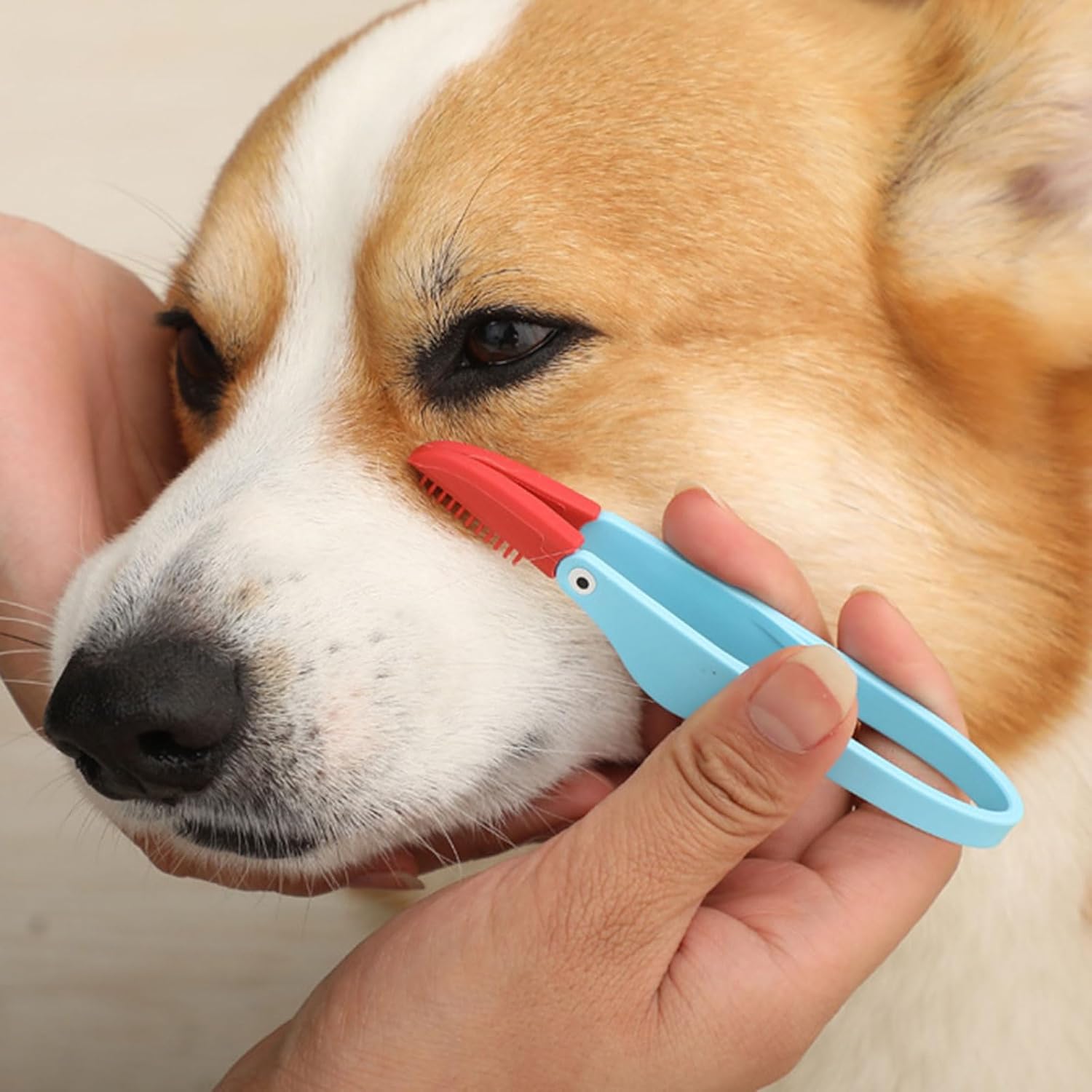 Pet Tear Marks Brush Pet Tear Marks Brush Cat Dog Eye Excrement Brush Soft Washable Pet Combing Brush With Handle Tear Comb Tear Stain Remover Comb Pet Grooming Tools